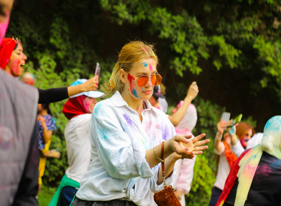 Holi Color Indian Family Day